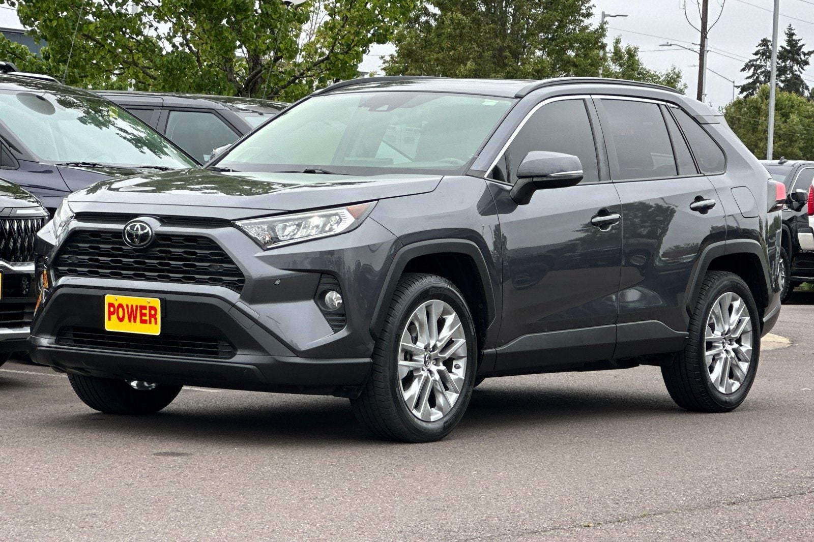 2019 Toyota RAV4 XLE Premium