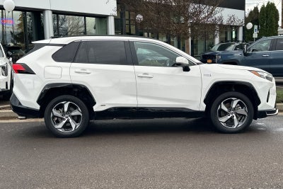 2023 Toyota RAV4 Prime SE