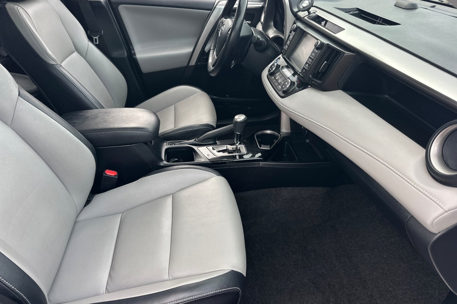 2016 Toyota RAV4 Hybrid Limited