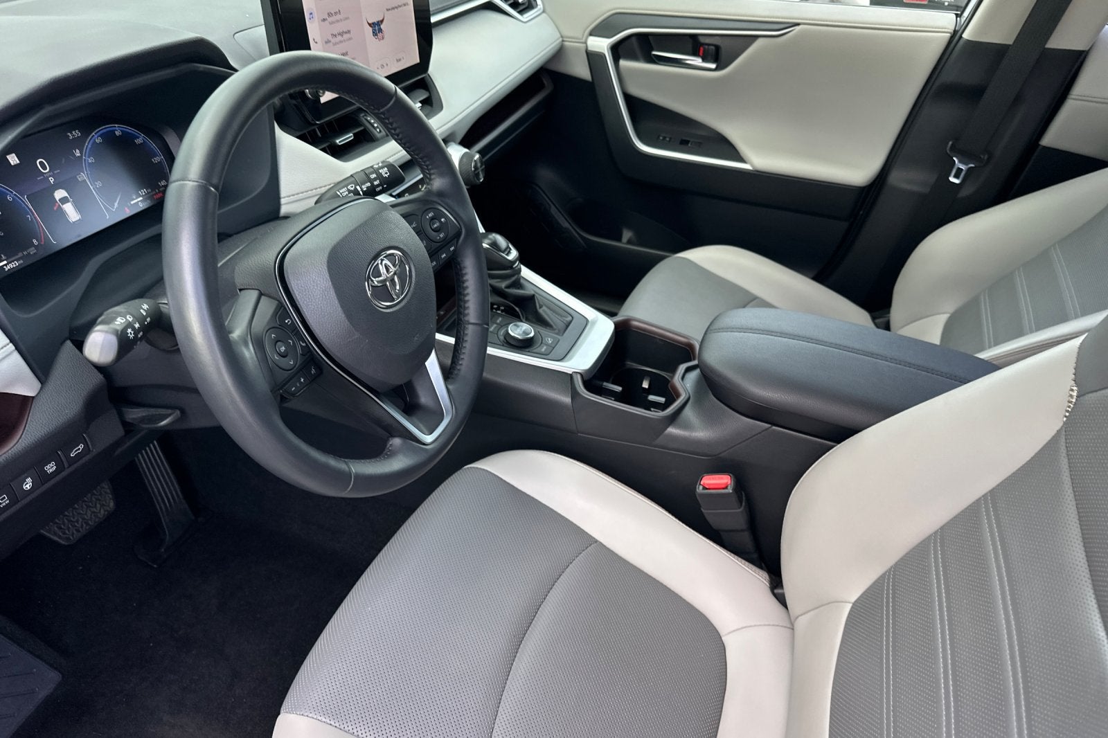 2023 Toyota RAV4 Limited