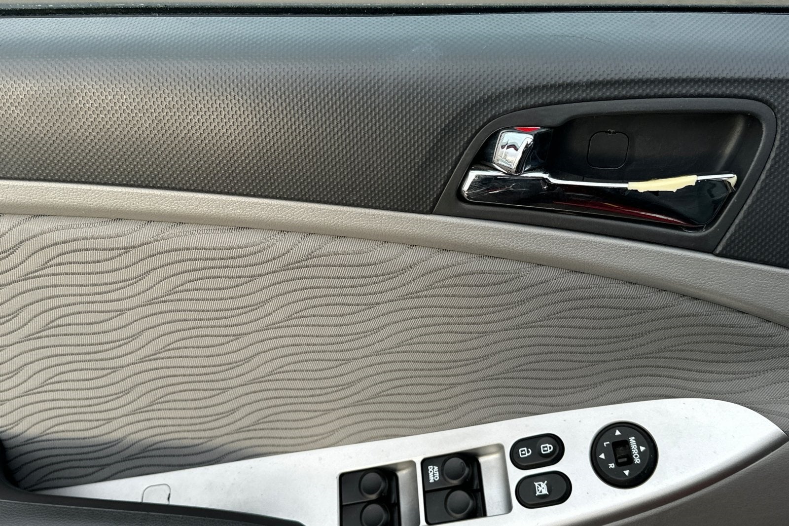 2012 Hyundai Accent GLS