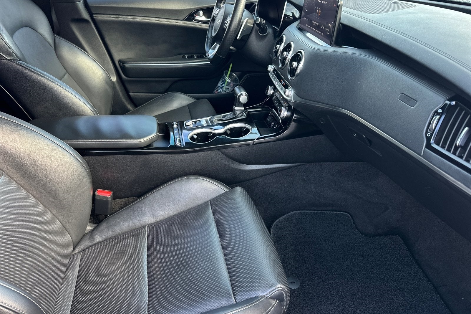 2022 Kia Stinger GT-Line