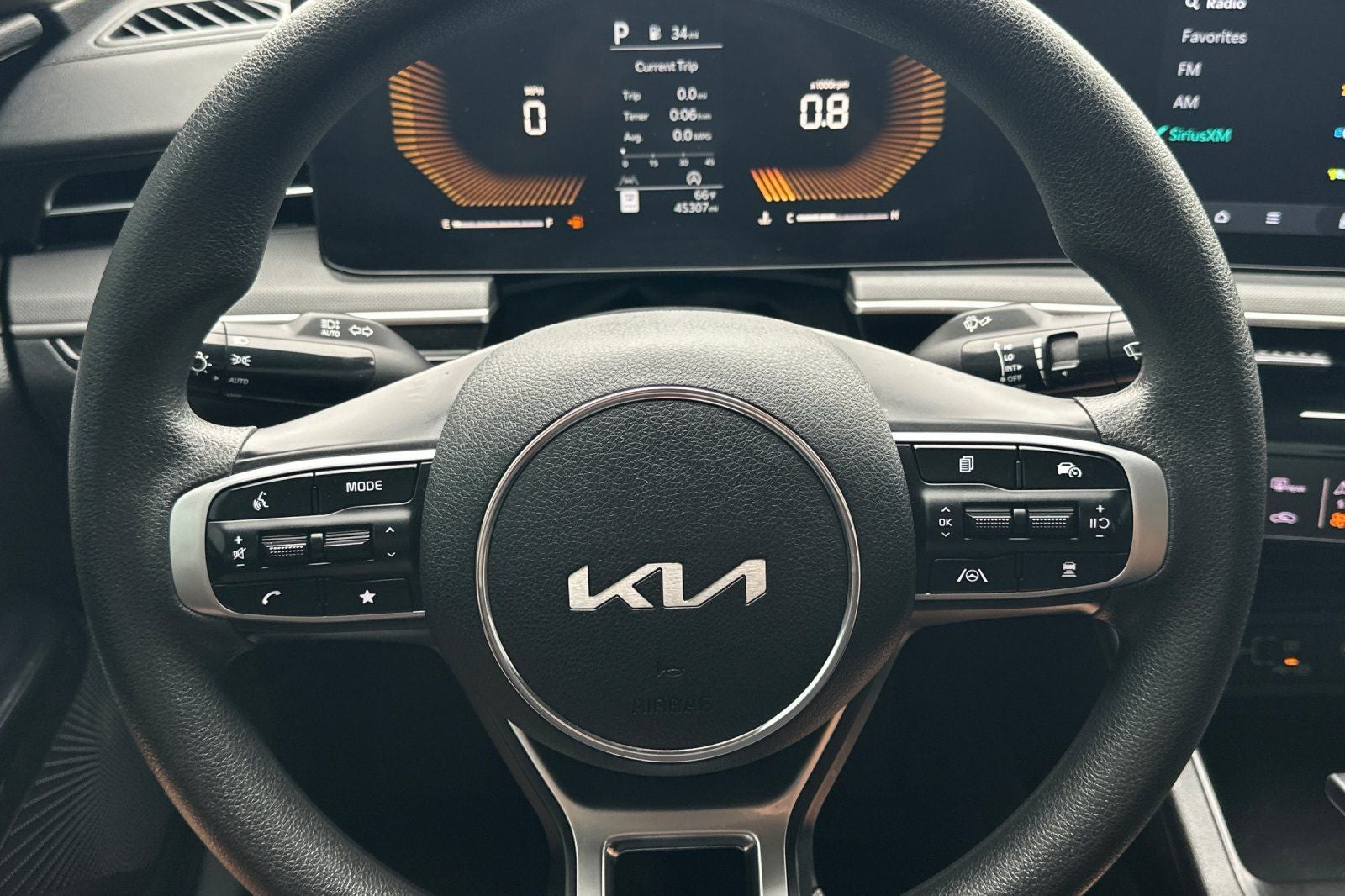 2025 Kia K5 LXS
