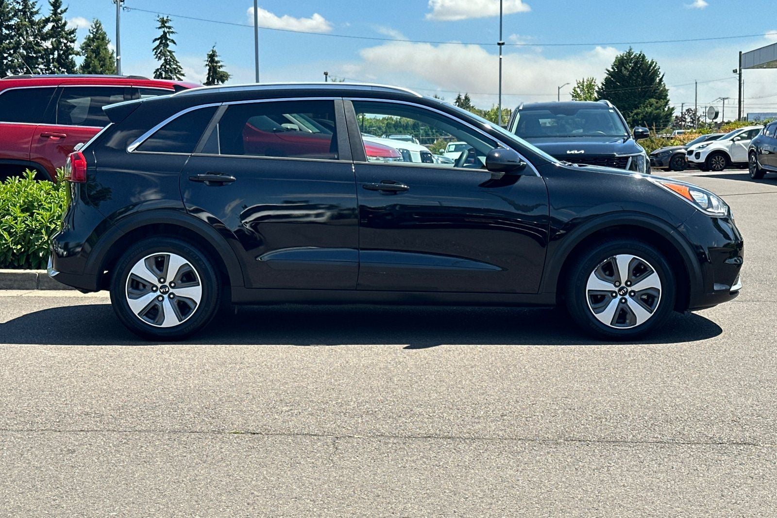2017 Kia Niro LX