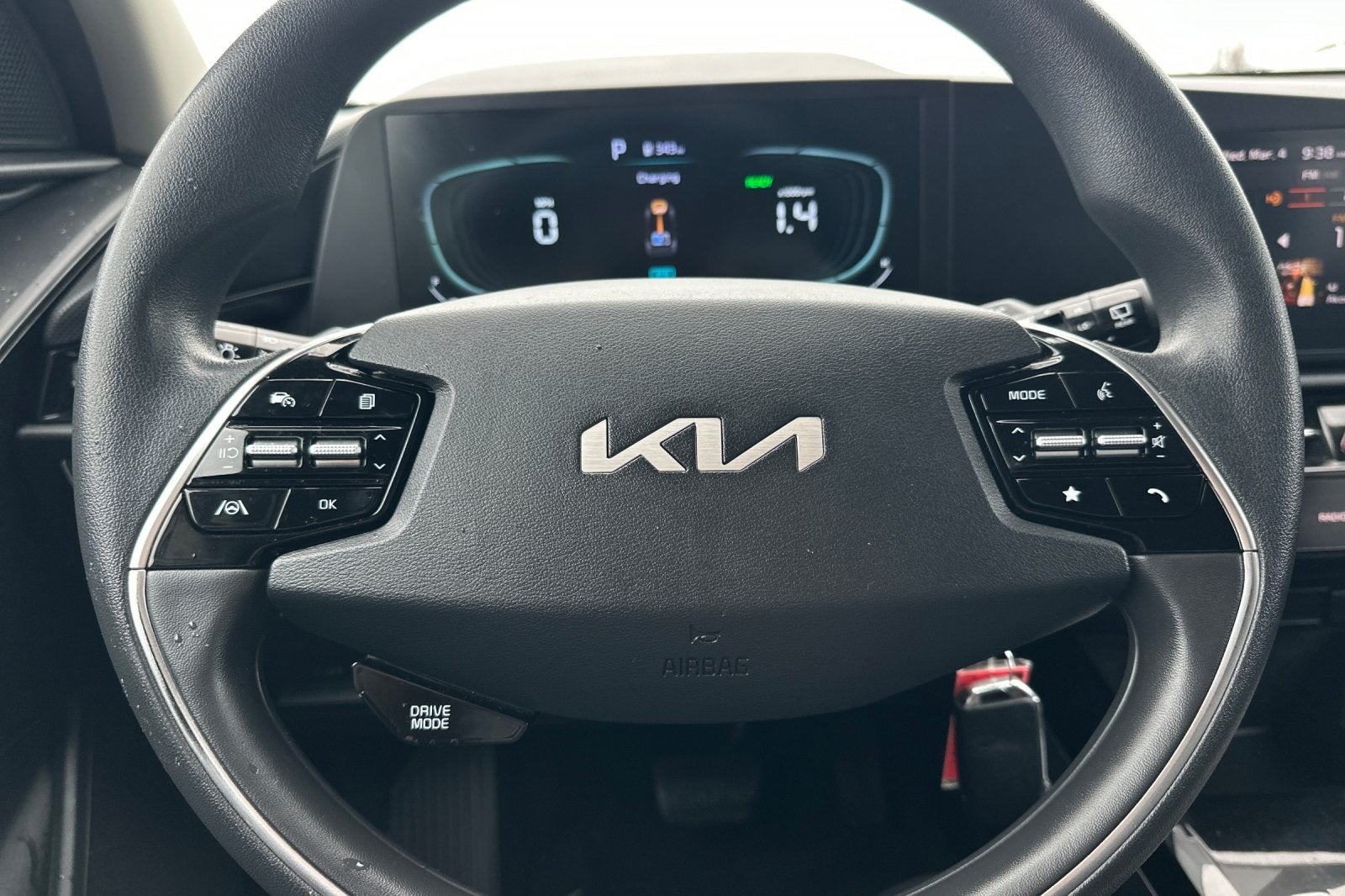 2024 Kia Niro LX