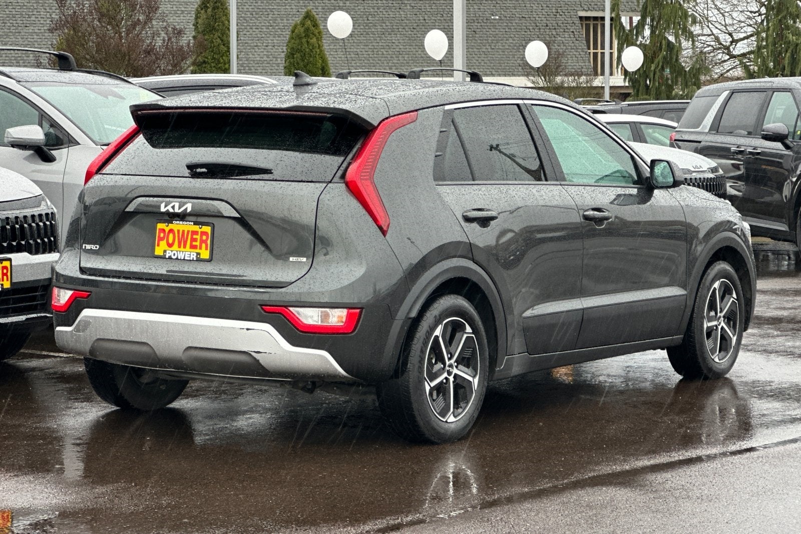 2024 Kia Niro LX