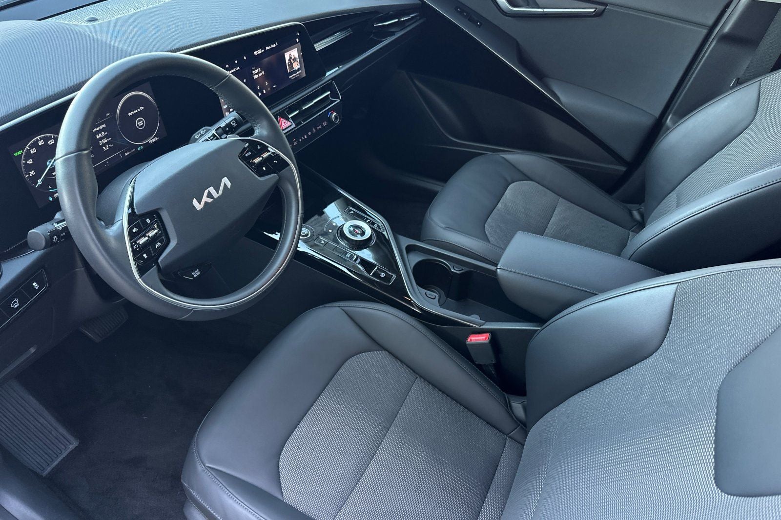 2023 Kia Niro EV Wind