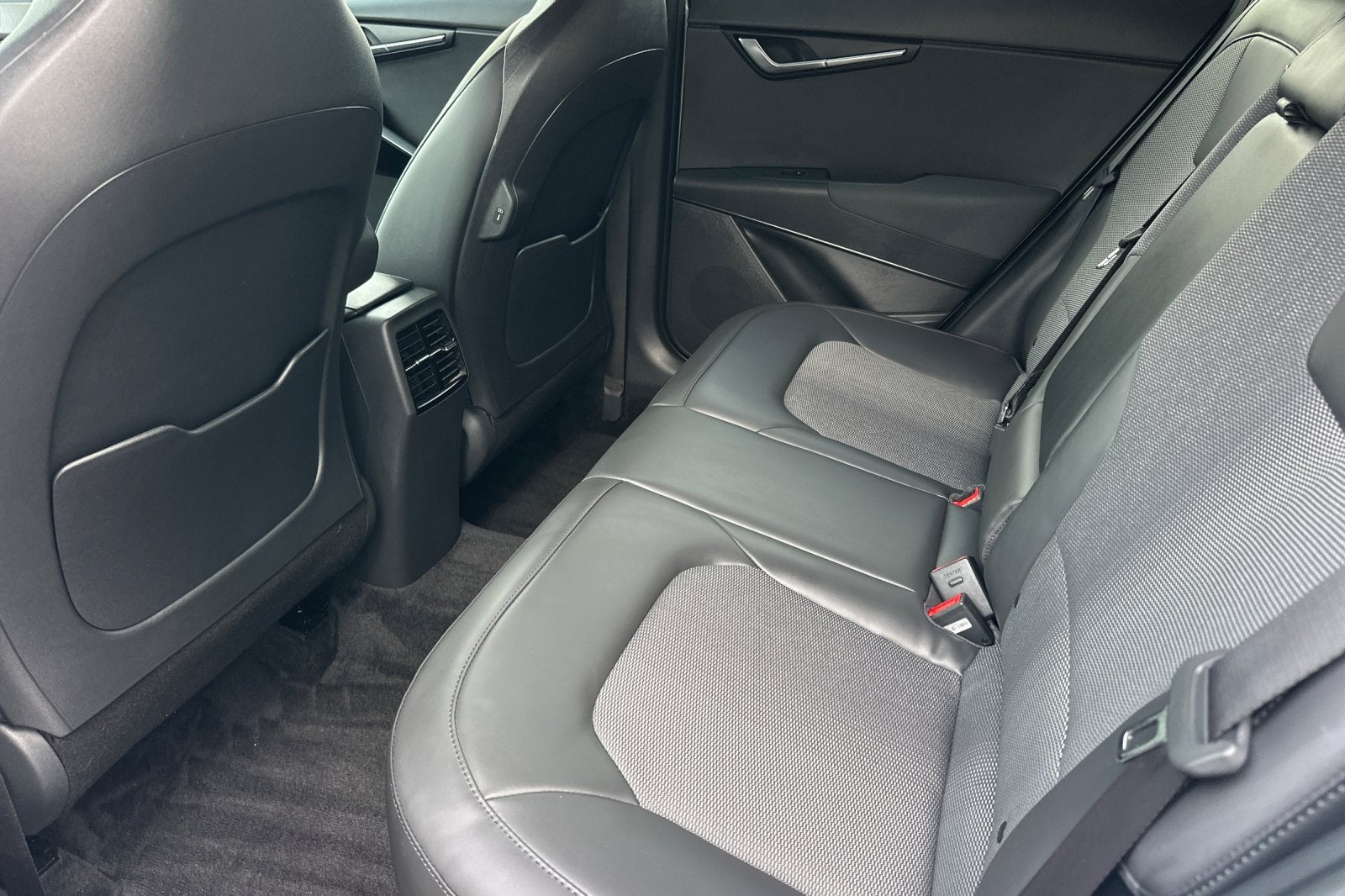 2023 Kia Niro EX