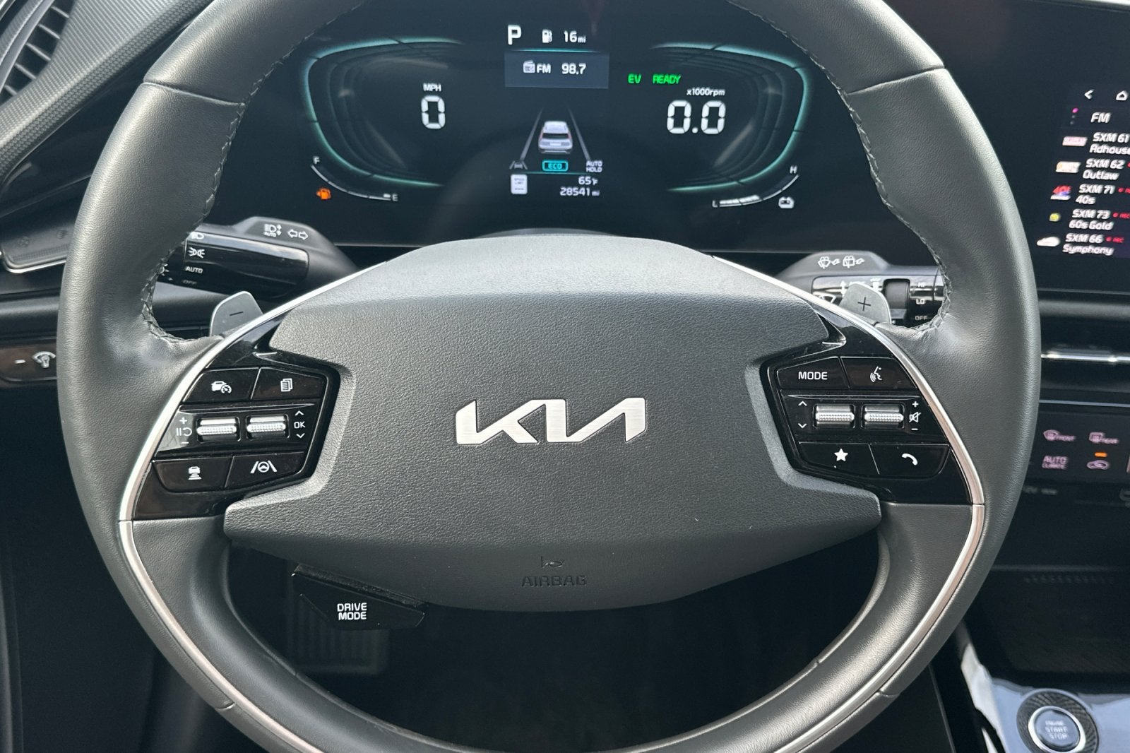 2023 Kia Niro EX