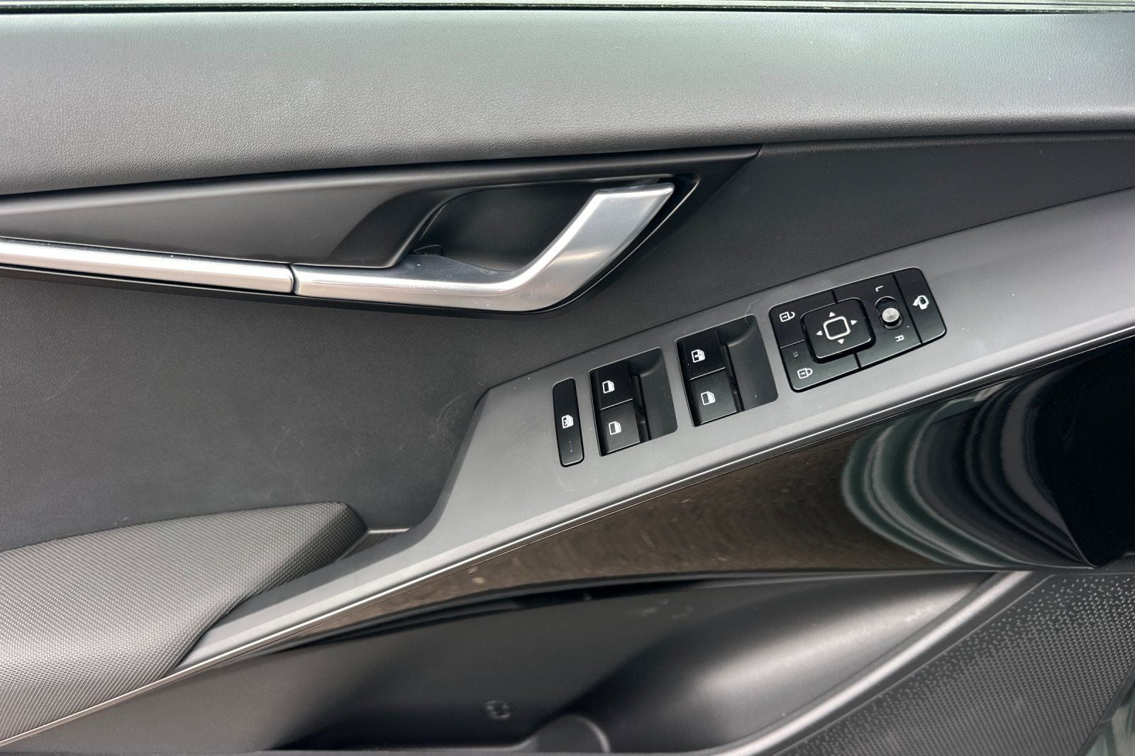 2024 Kia Niro EX Touring