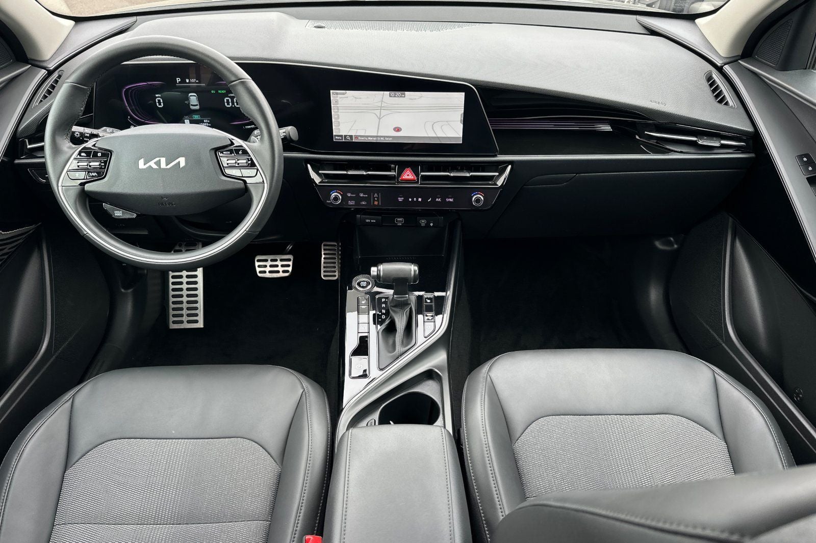 2024 Kia Niro EX Touring