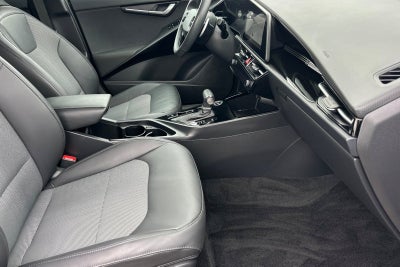 2024 Kia Niro EX Touring