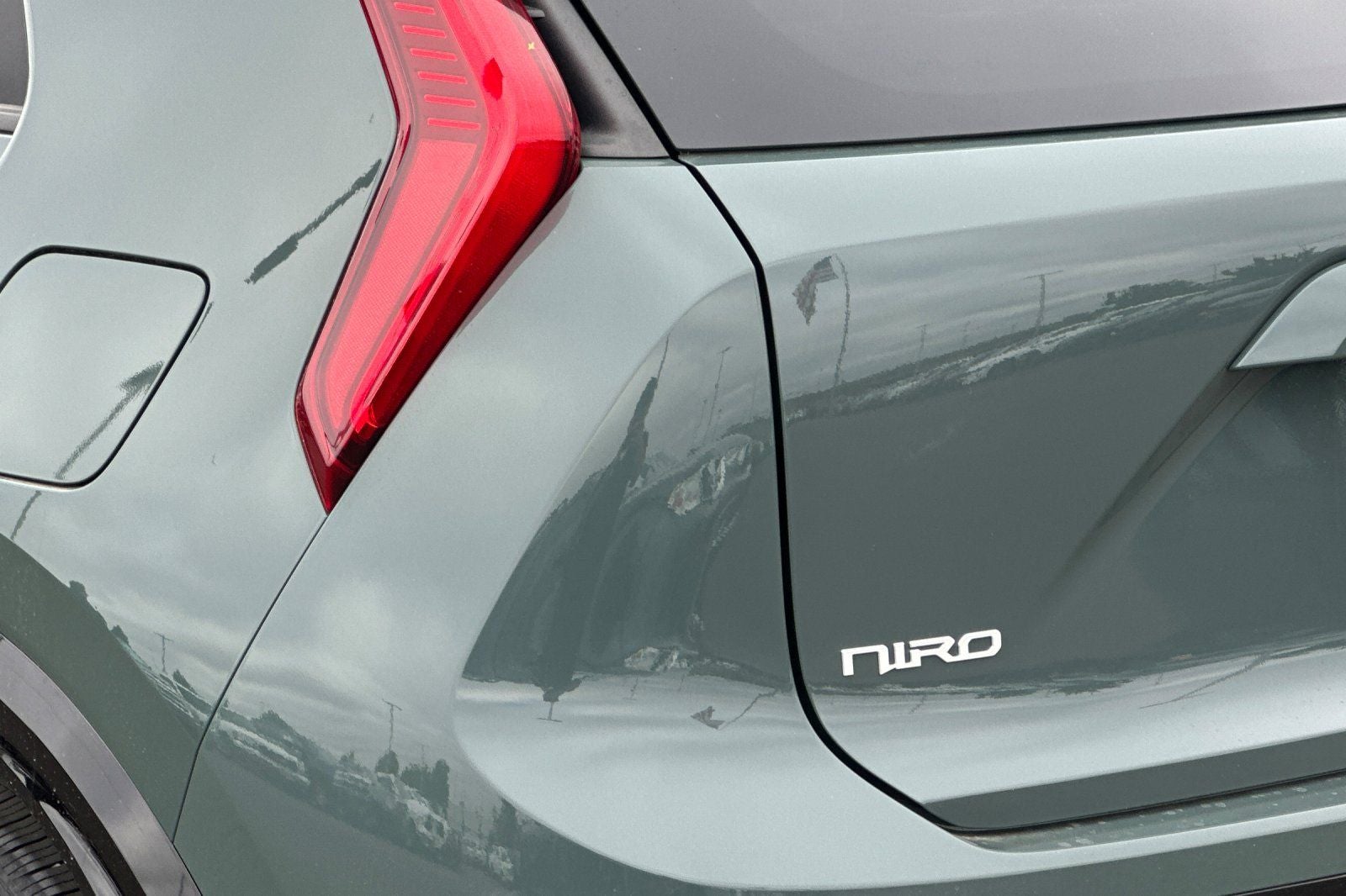 2024 Kia Niro EX Touring