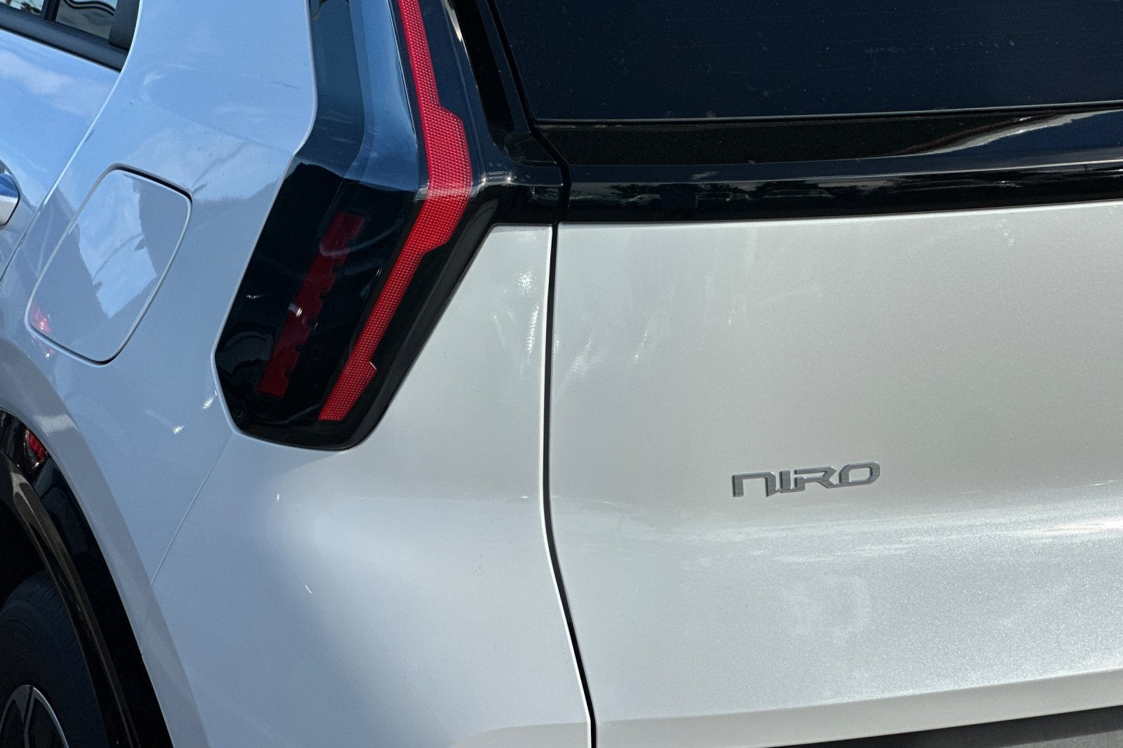 2027 Kia Niro SX