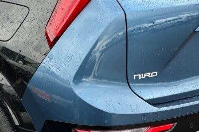 2023 Kia Niro SX