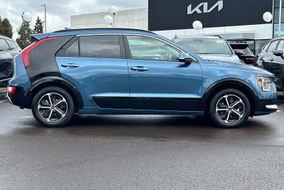 2023 Kia Niro SX