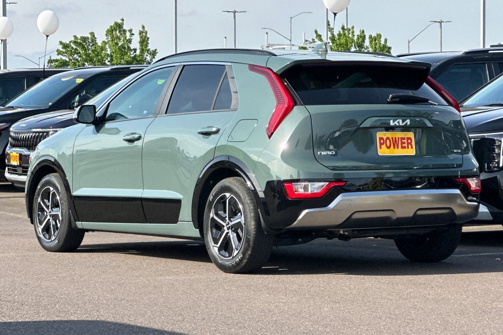 2024 Kia Niro SX