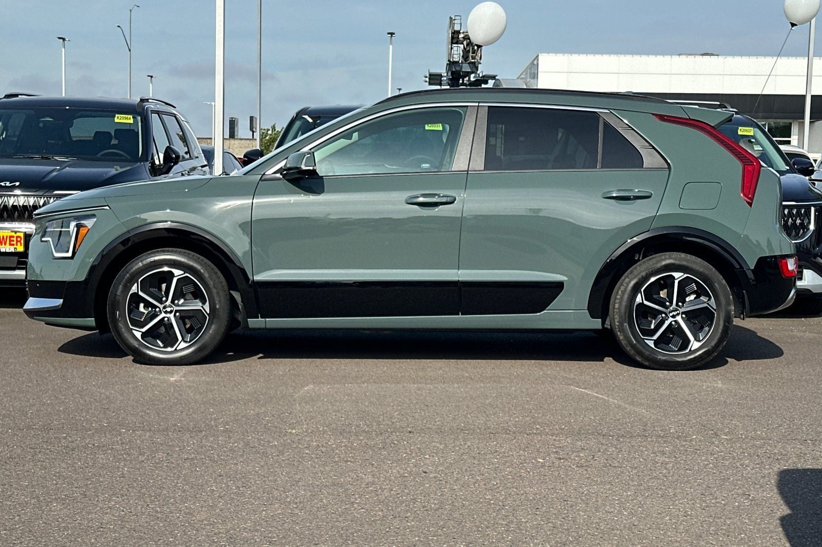 2024 Kia Niro SX