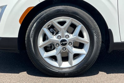 2023 Kia Soul LX