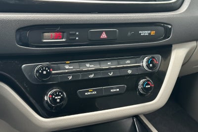 2017 Kia Sedona LX