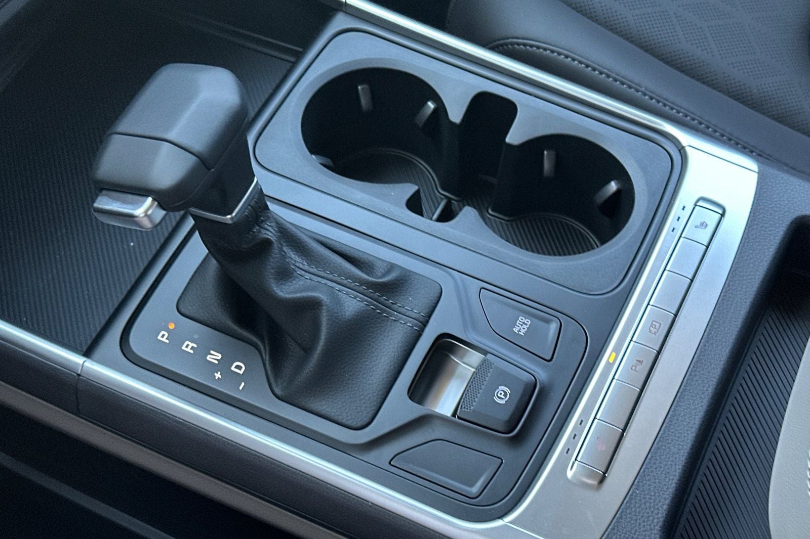 2027 Kia Carnival LXS