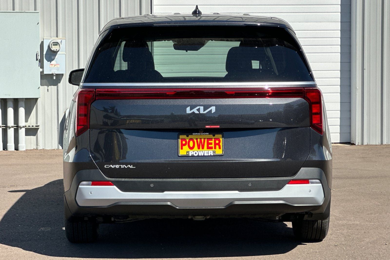 2027 Kia Carnival LXS