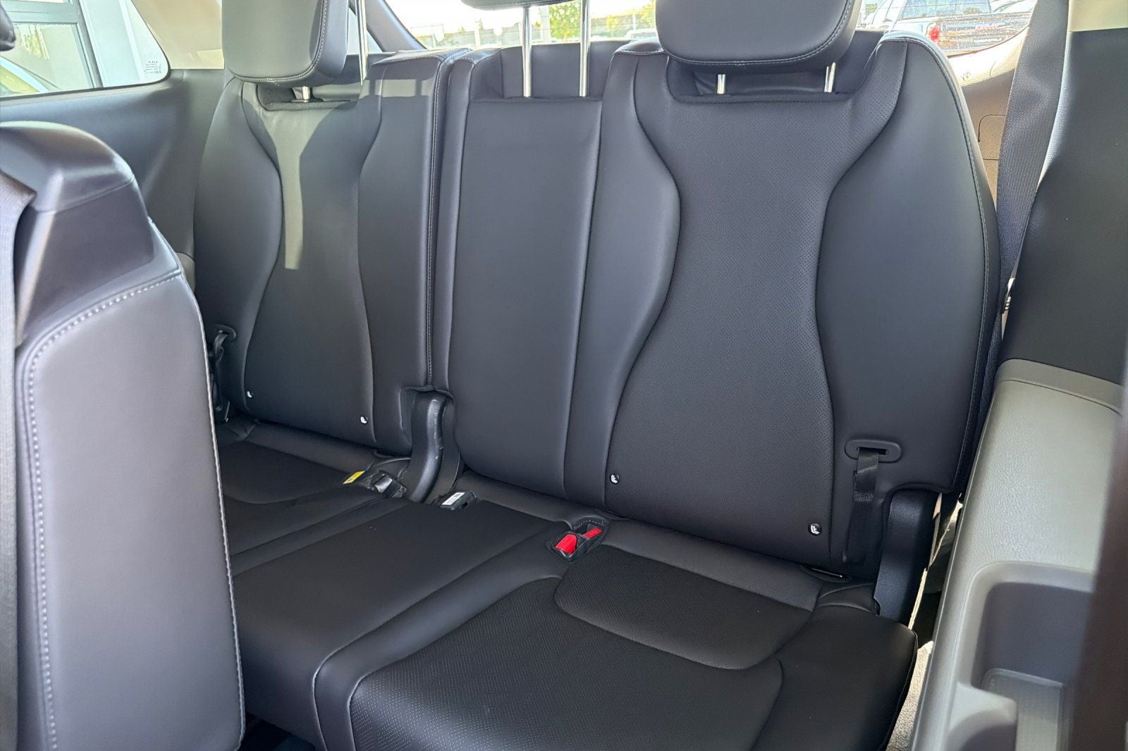 2027 Kia Carnival LXS