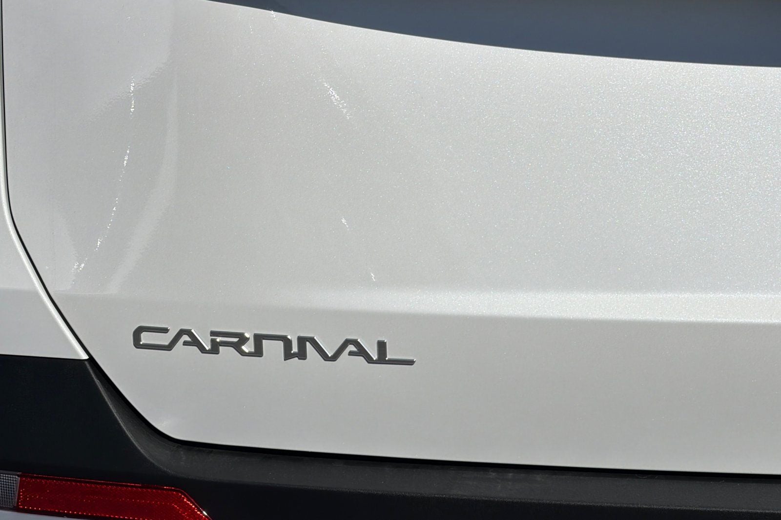 2027 Kia Carnival LXS