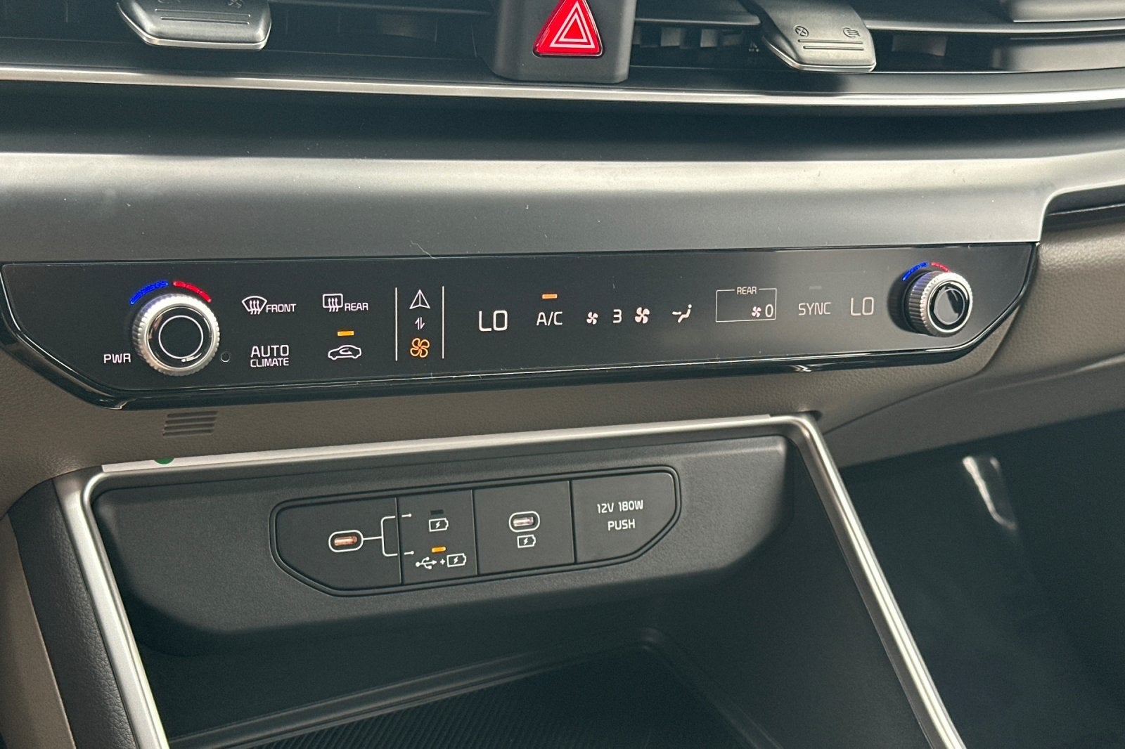 2026 Kia Carnival LXS