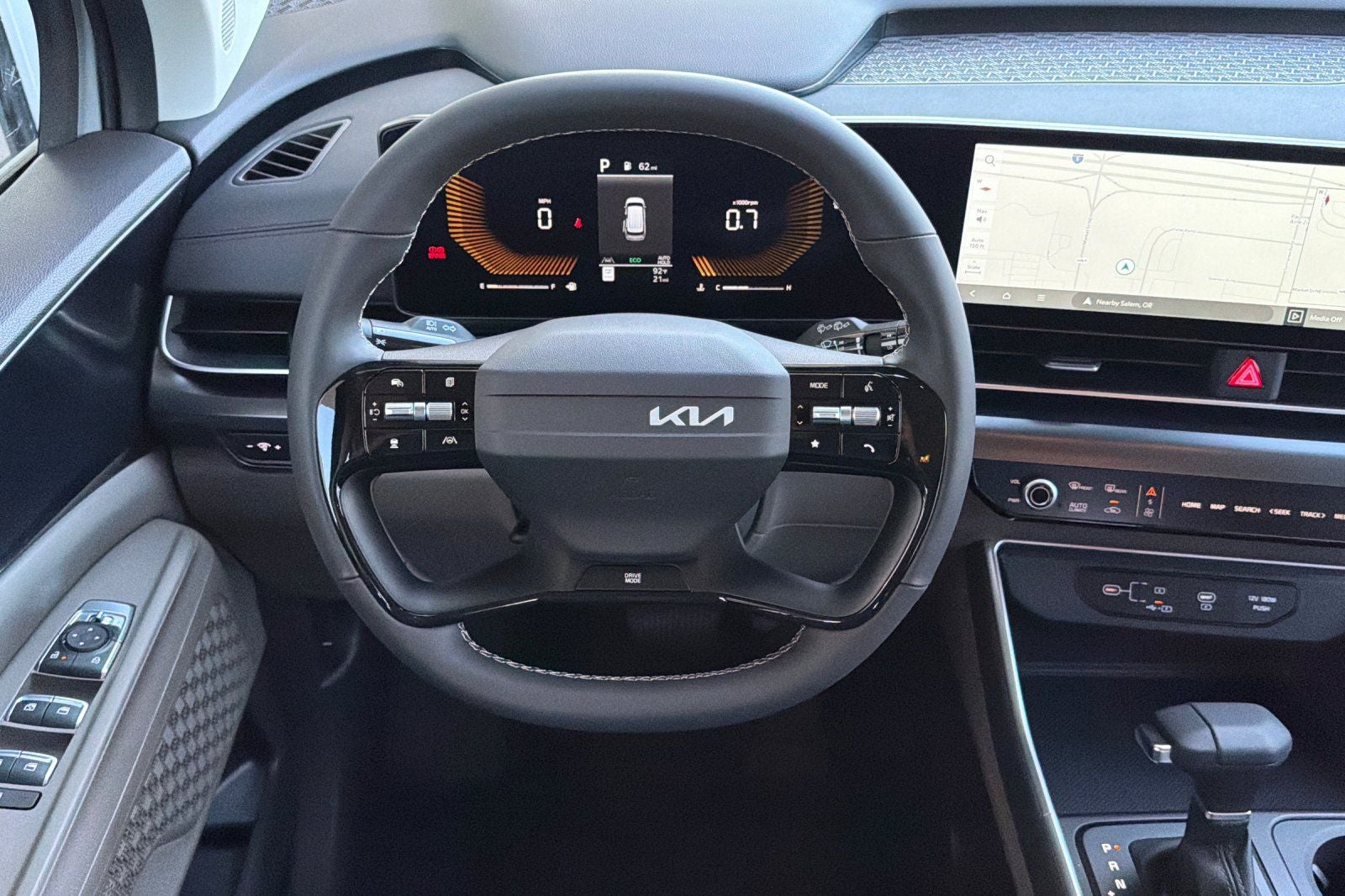2027 Kia Carnival LX