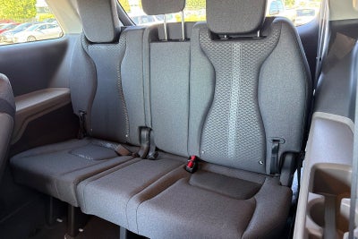 2027 Kia Carnival LX