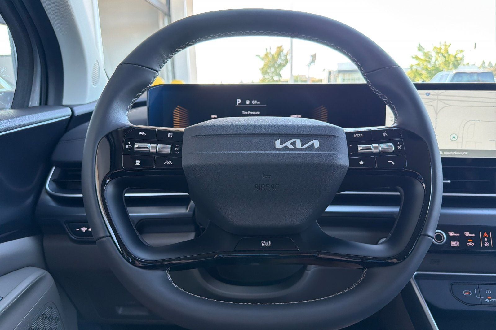 2027 Kia Carnival LX