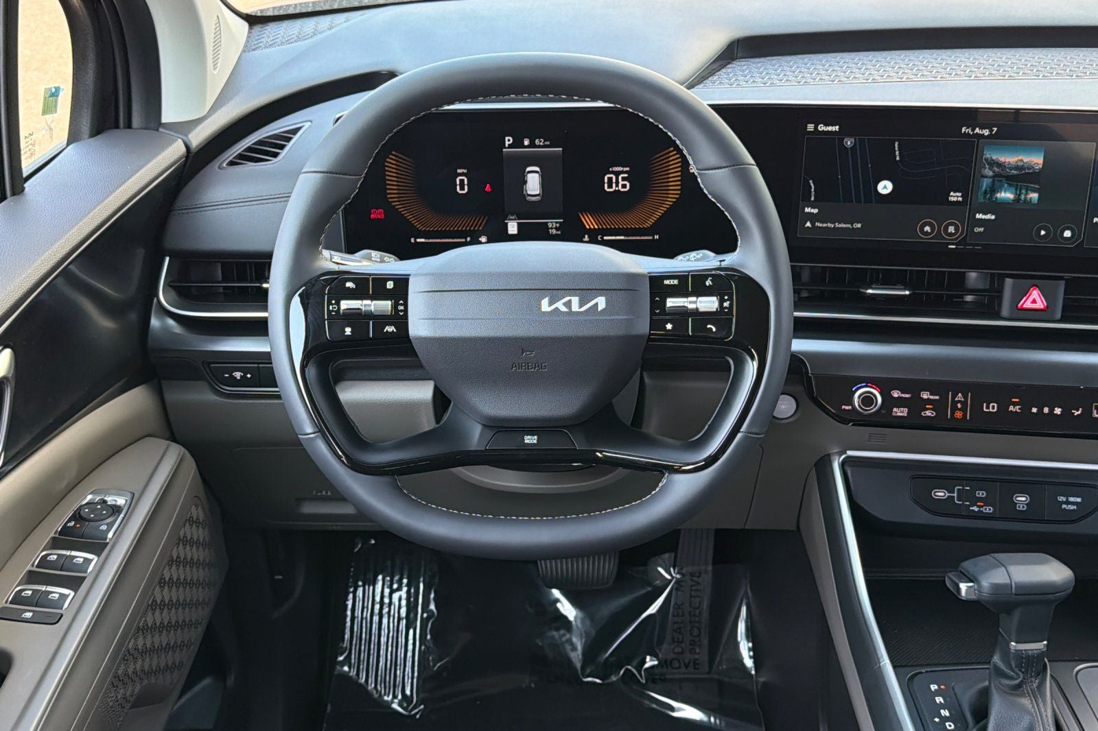 2027 Kia Carnival LXS
