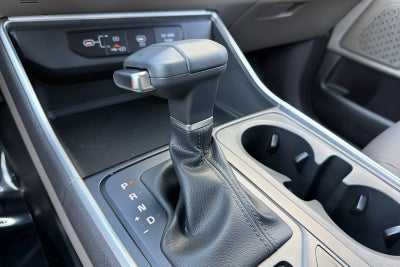 2027 Kia Carnival LXS