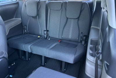 2026 Kia Carnival LX