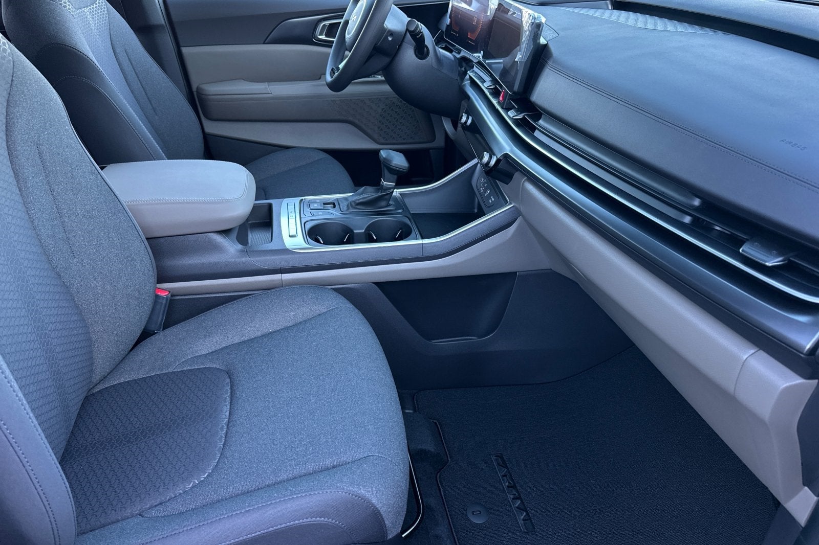 2026 Kia Carnival LX