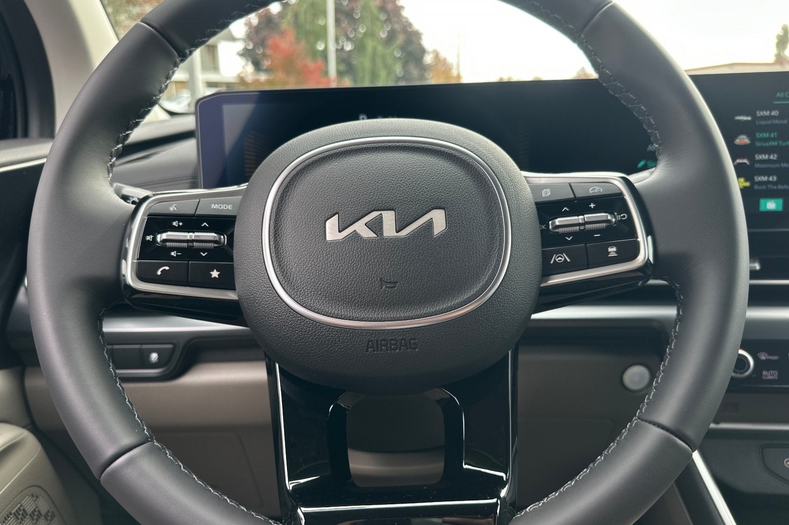 2026 Kia Carnival LXS