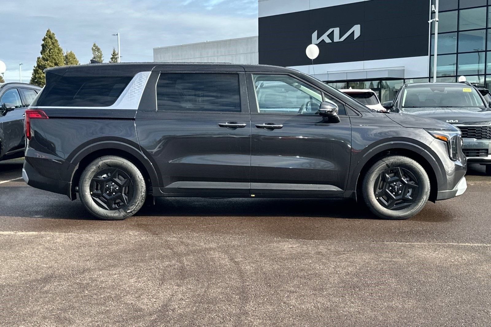 2026 Kia Carnival LX