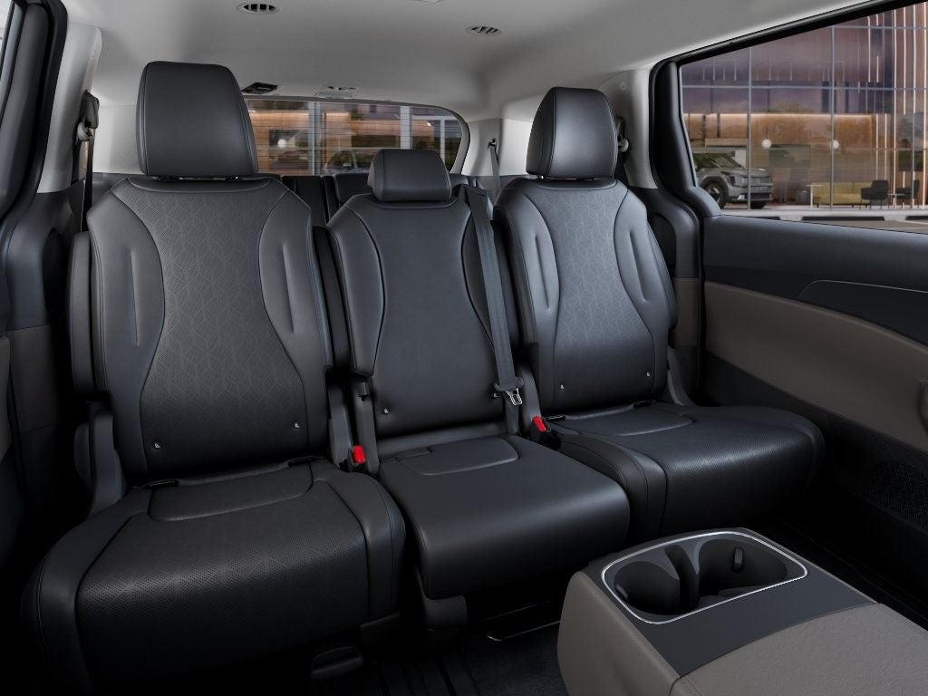 2027 Kia Carnival Hybrid LXS