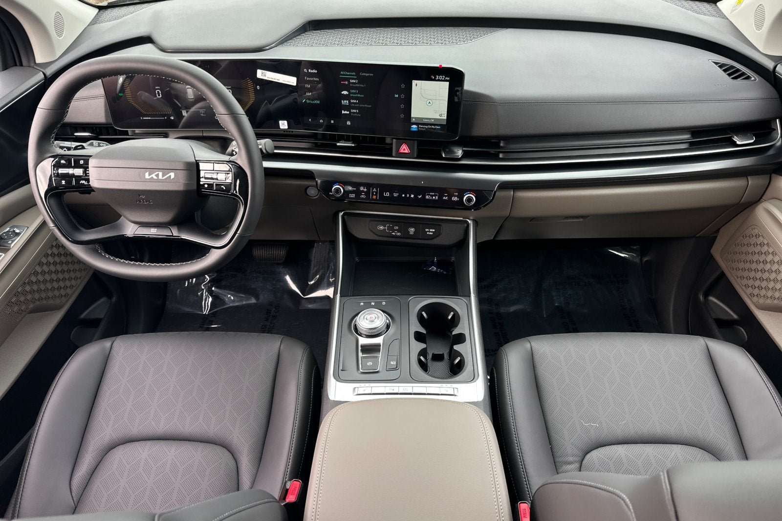 2027 Kia Carnival Hybrid LXS