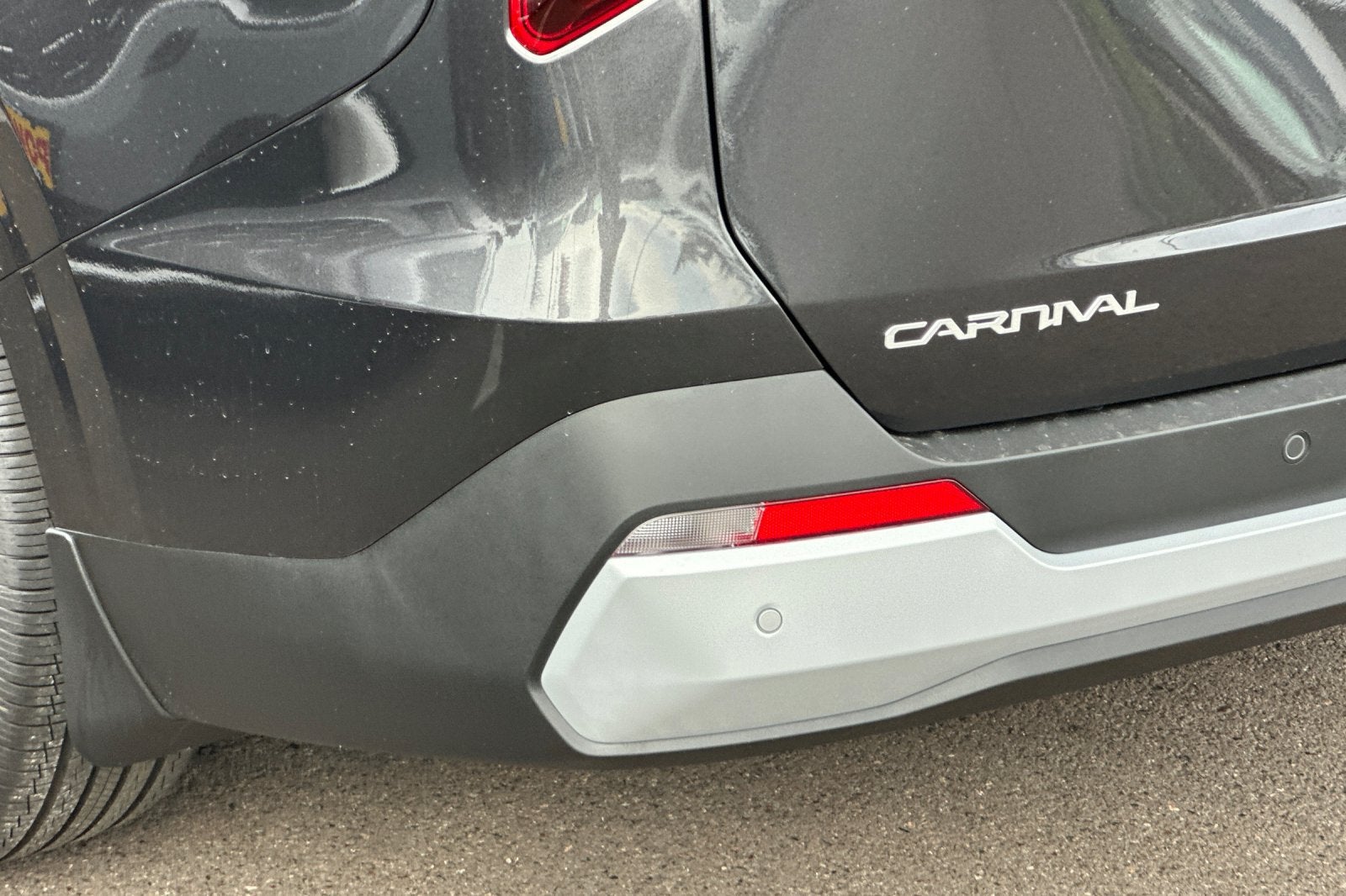 2027 Kia Carnival Hybrid LXS