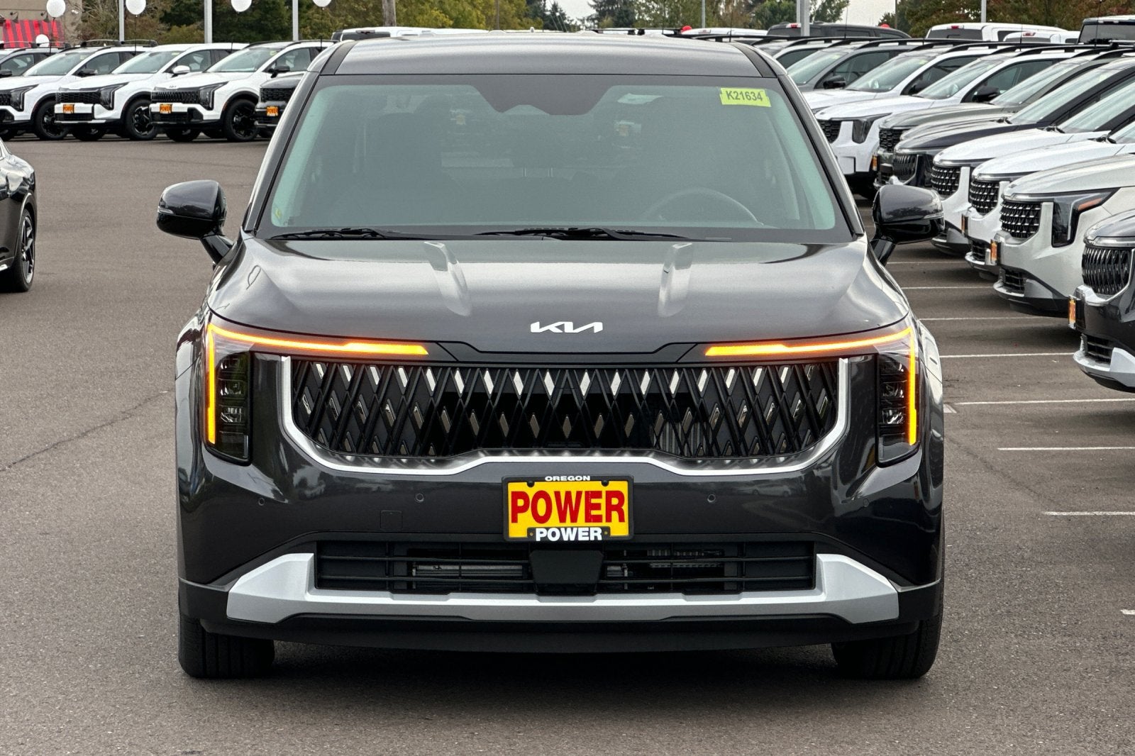 2027 Kia Carnival Hybrid LXS