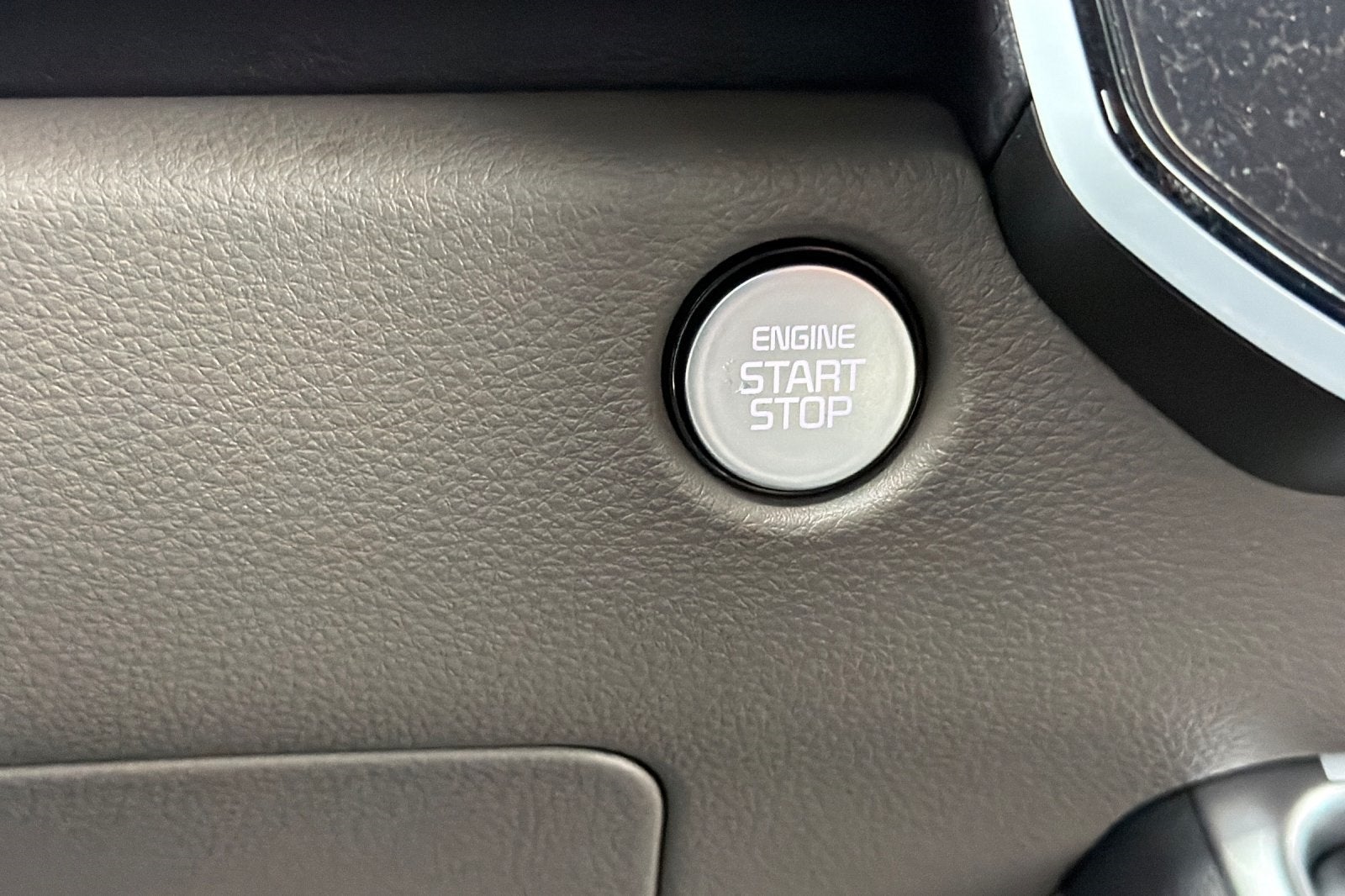 2026 Kia Carnival Hybrid LXS