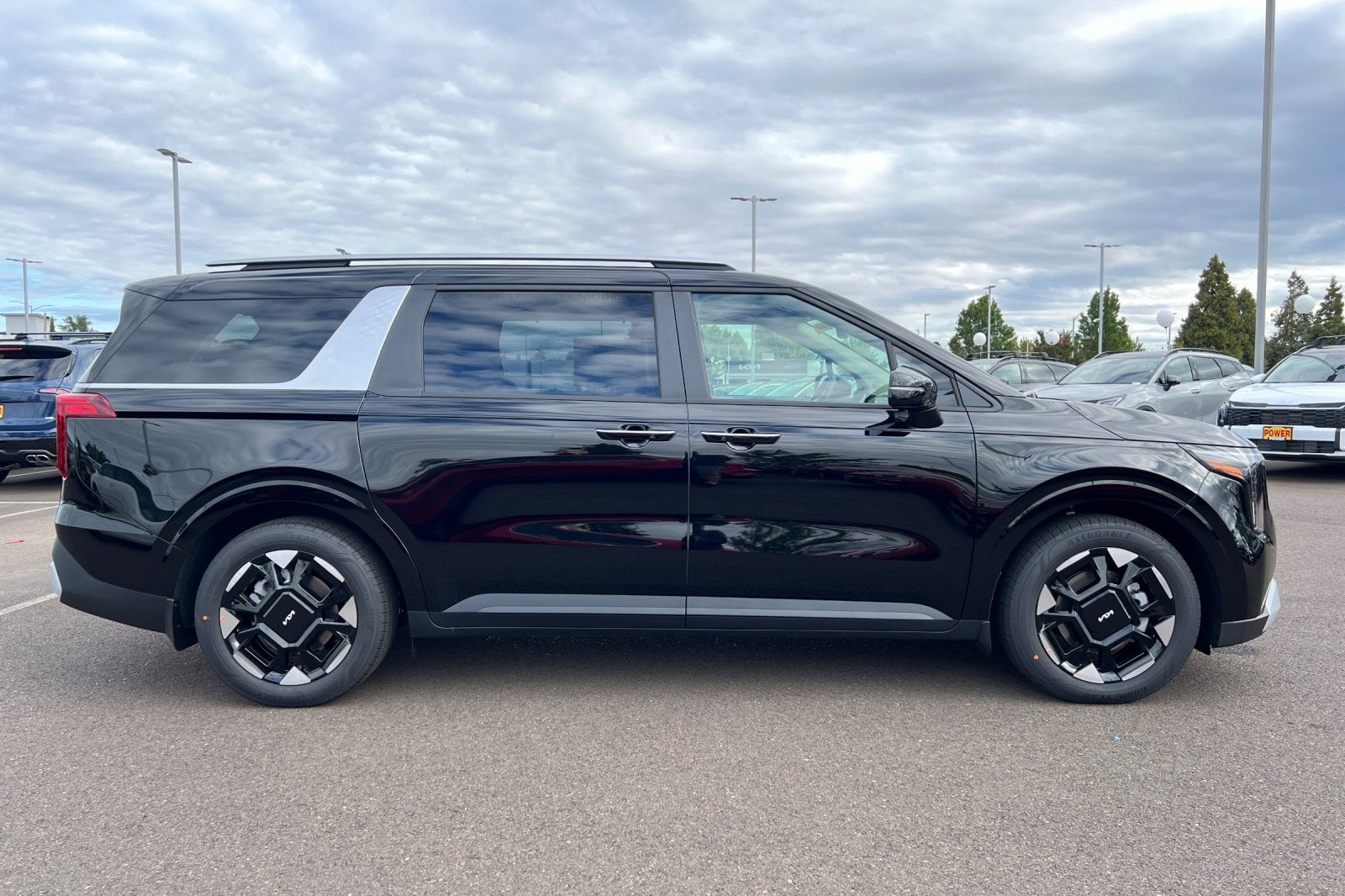 2026 Kia Carnival EX