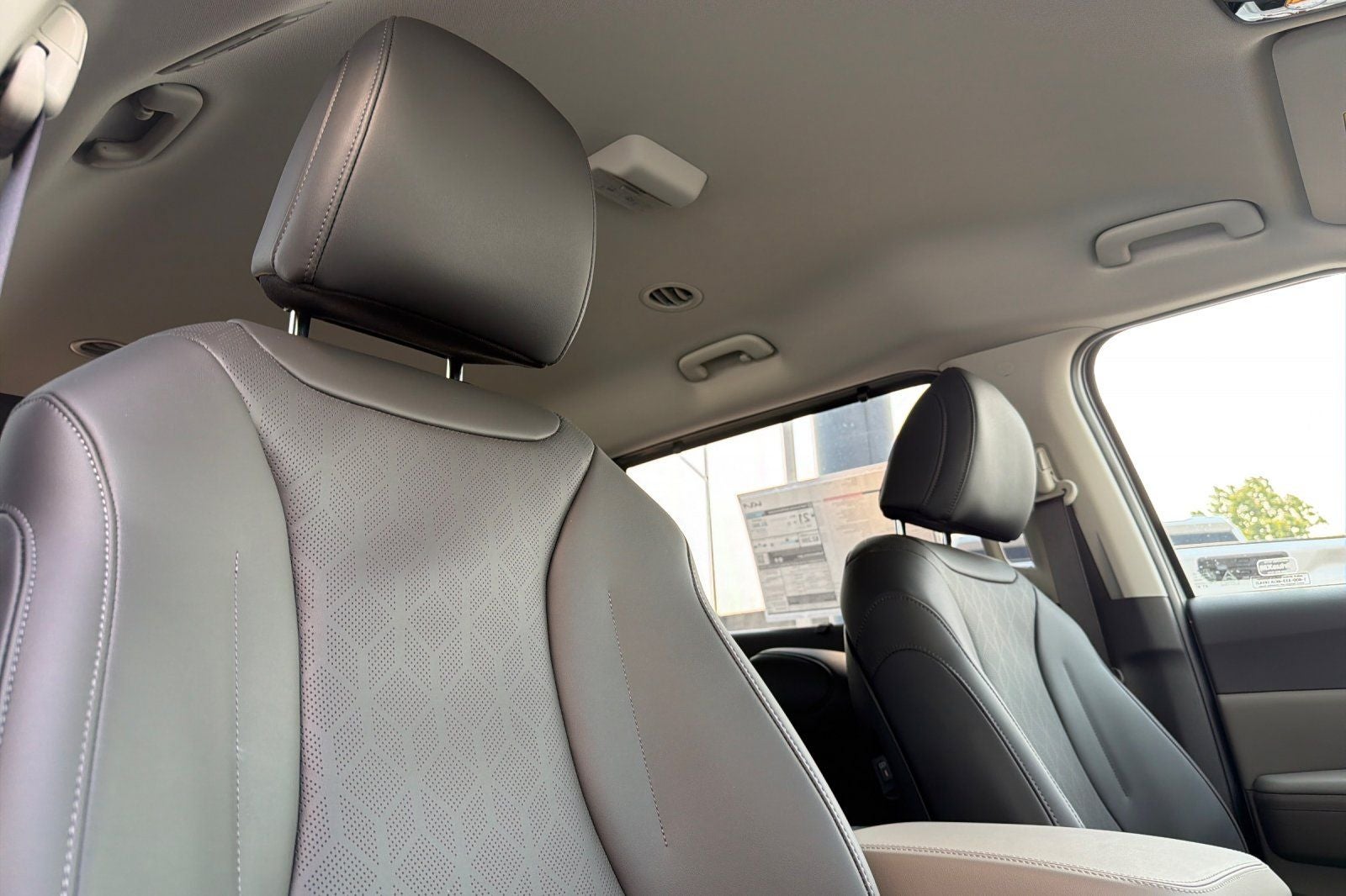 2027 Kia Carnival EX