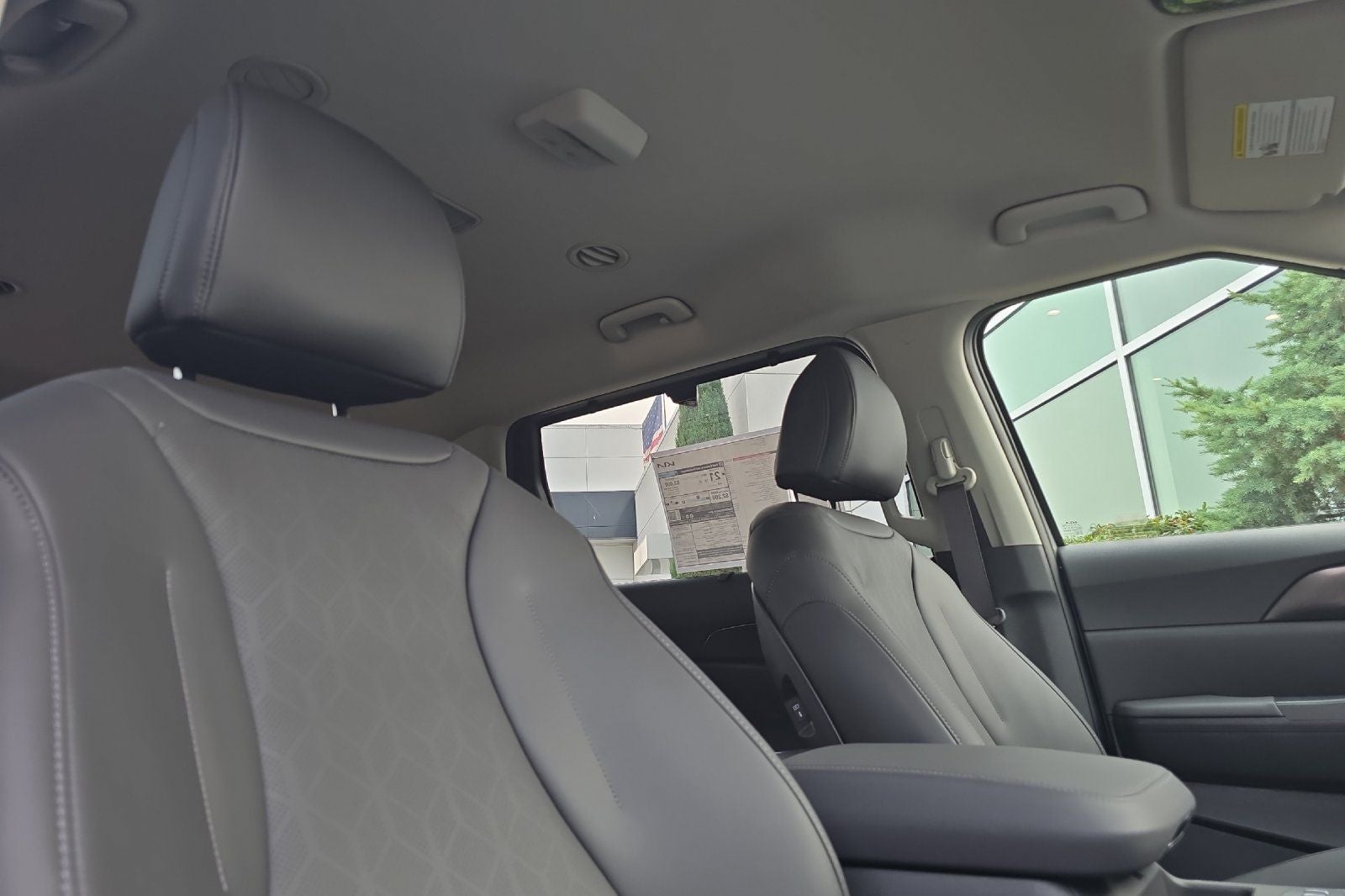2027 Kia Carnival EX