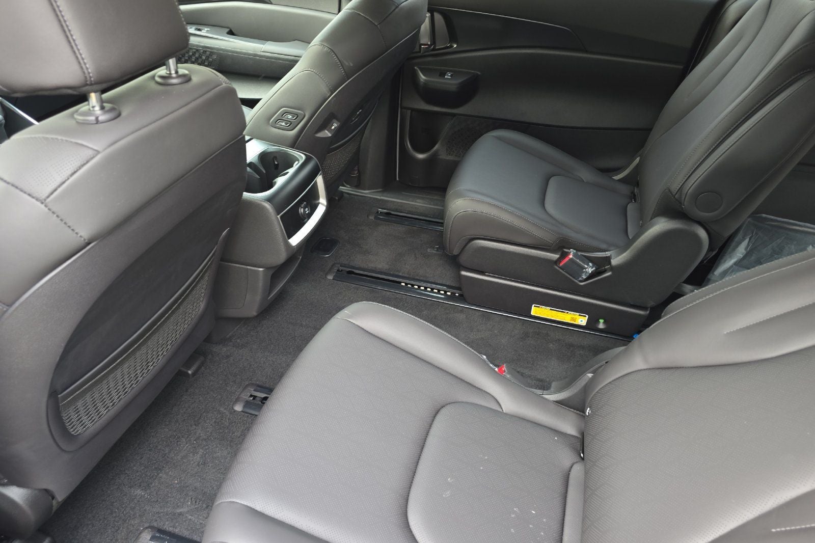 2027 Kia Carnival EX