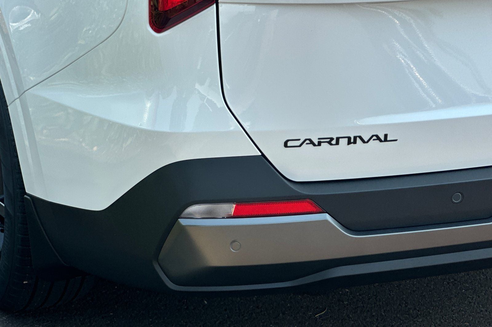 2027 Kia Carnival EX