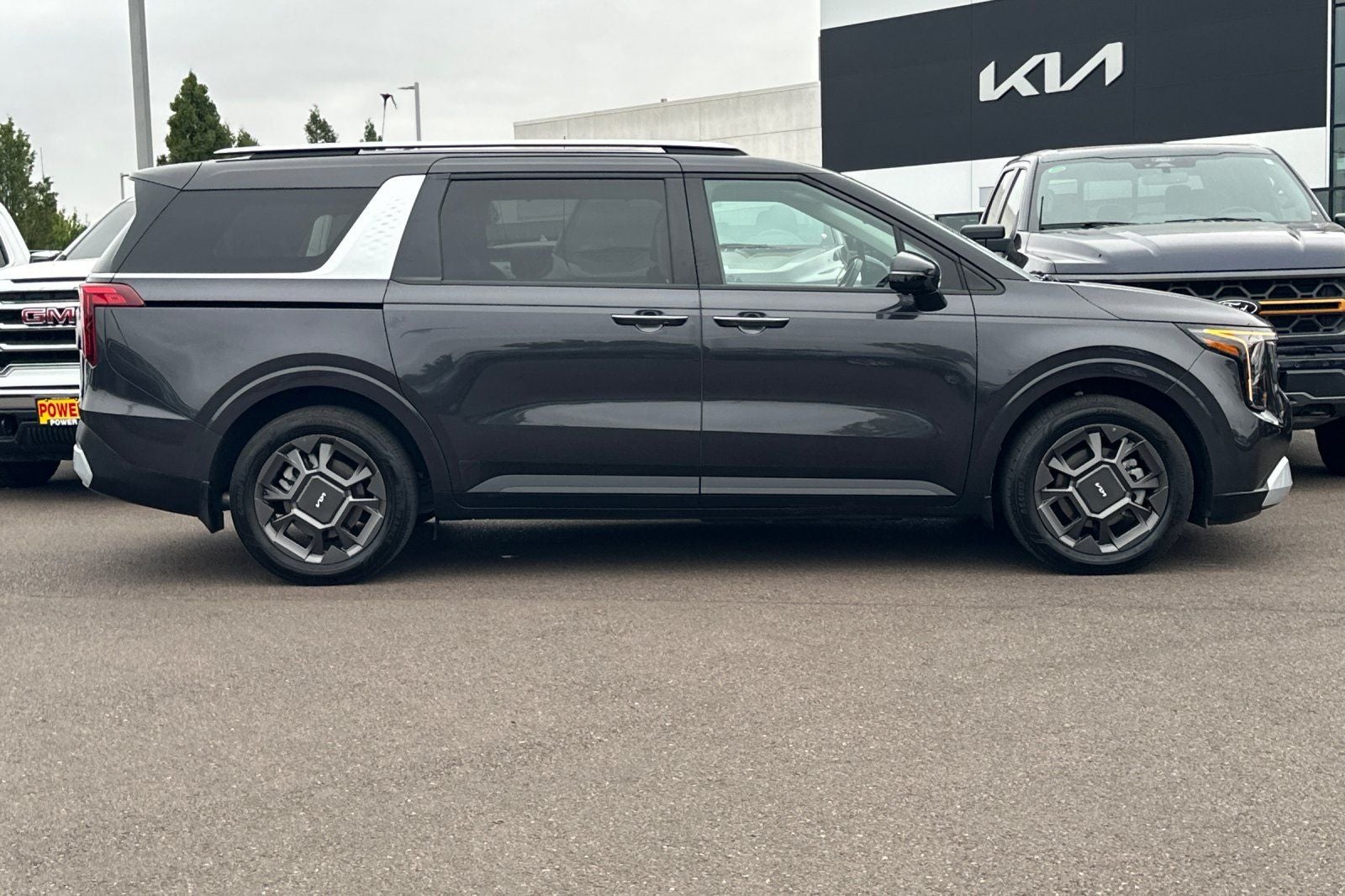 2025 Kia Carnival Hybrid EX