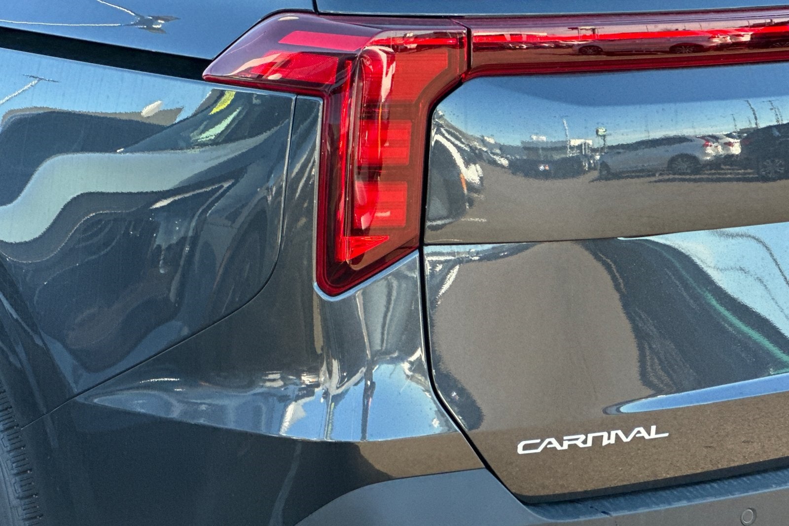 2026 Kia Carnival Hybrid EX